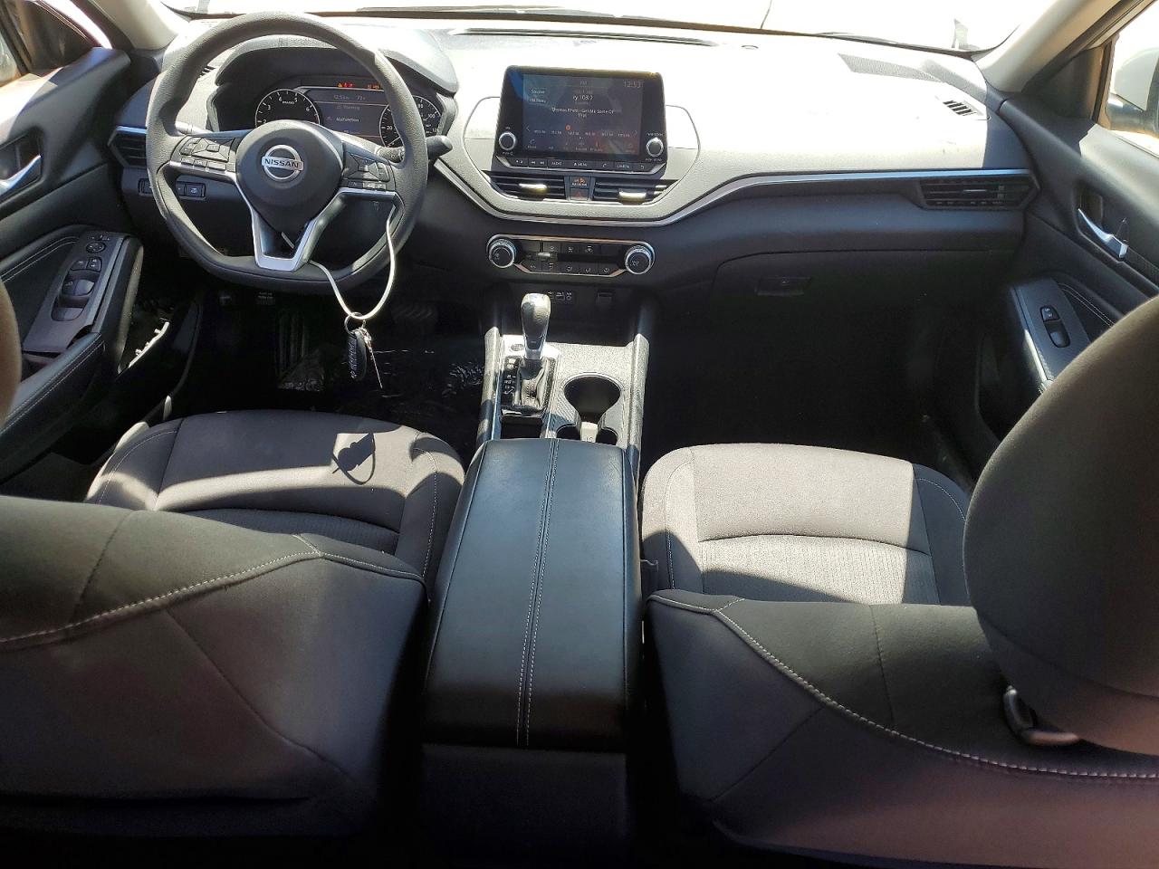 Nissan Altima S