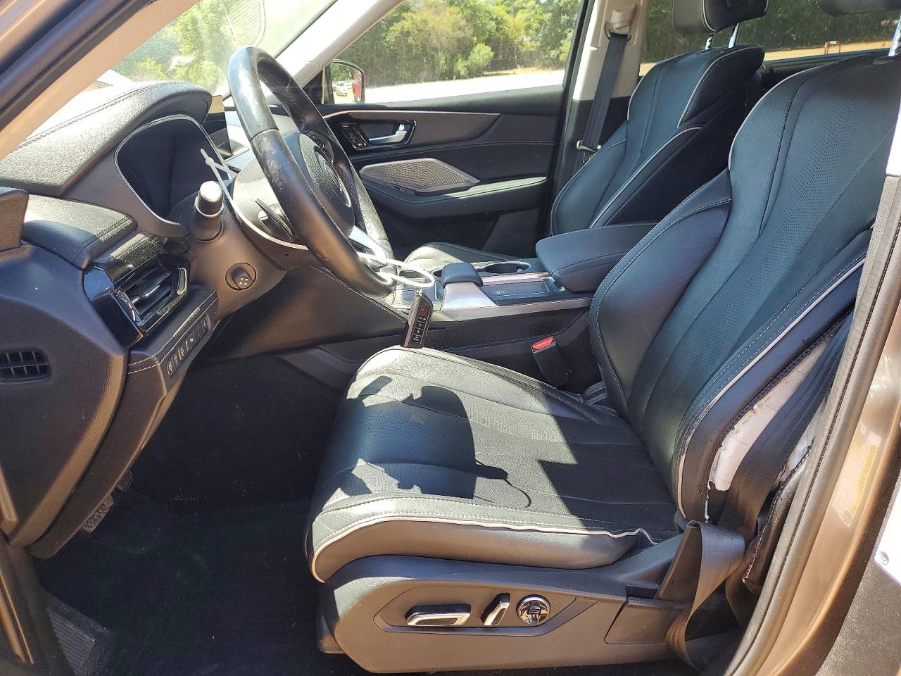Acura MDX Advance