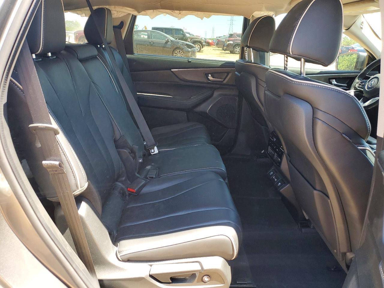 Acura MDX Advance
