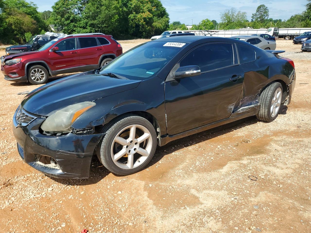 Salvage Nissan Altima Image