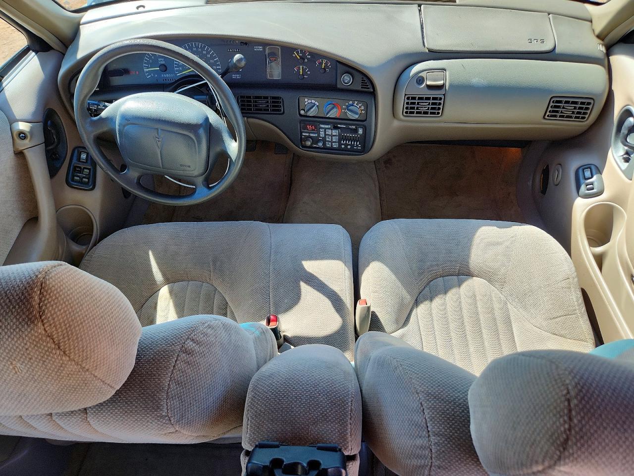 Pontiac Bonneville Se