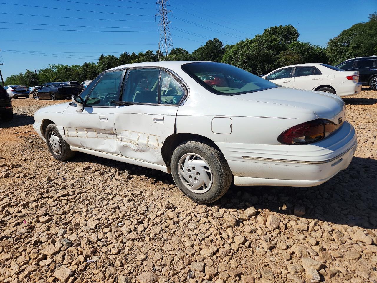 Pontiac Bonneville Se