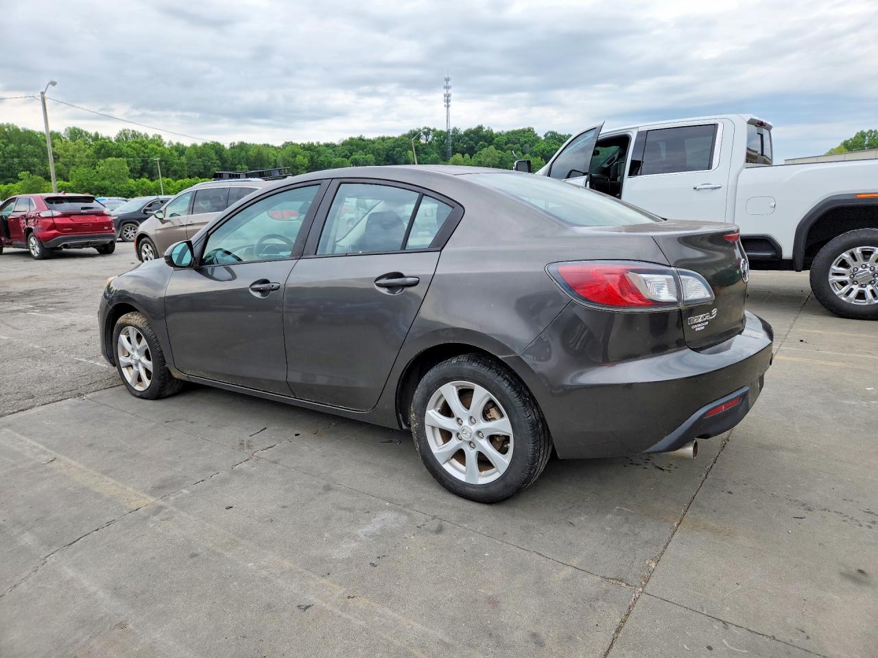 Mazda 3 I