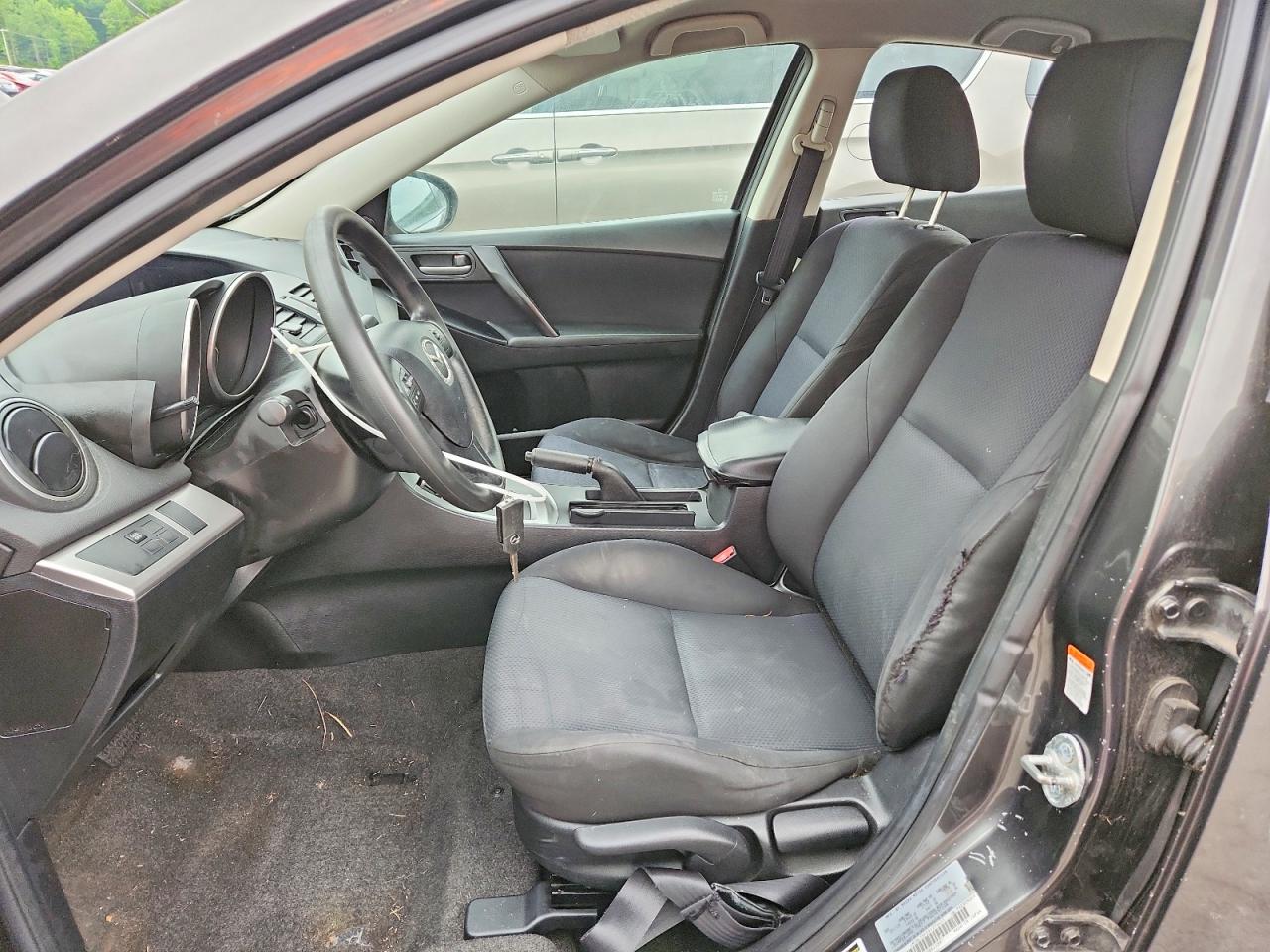 Mazda 3 I
