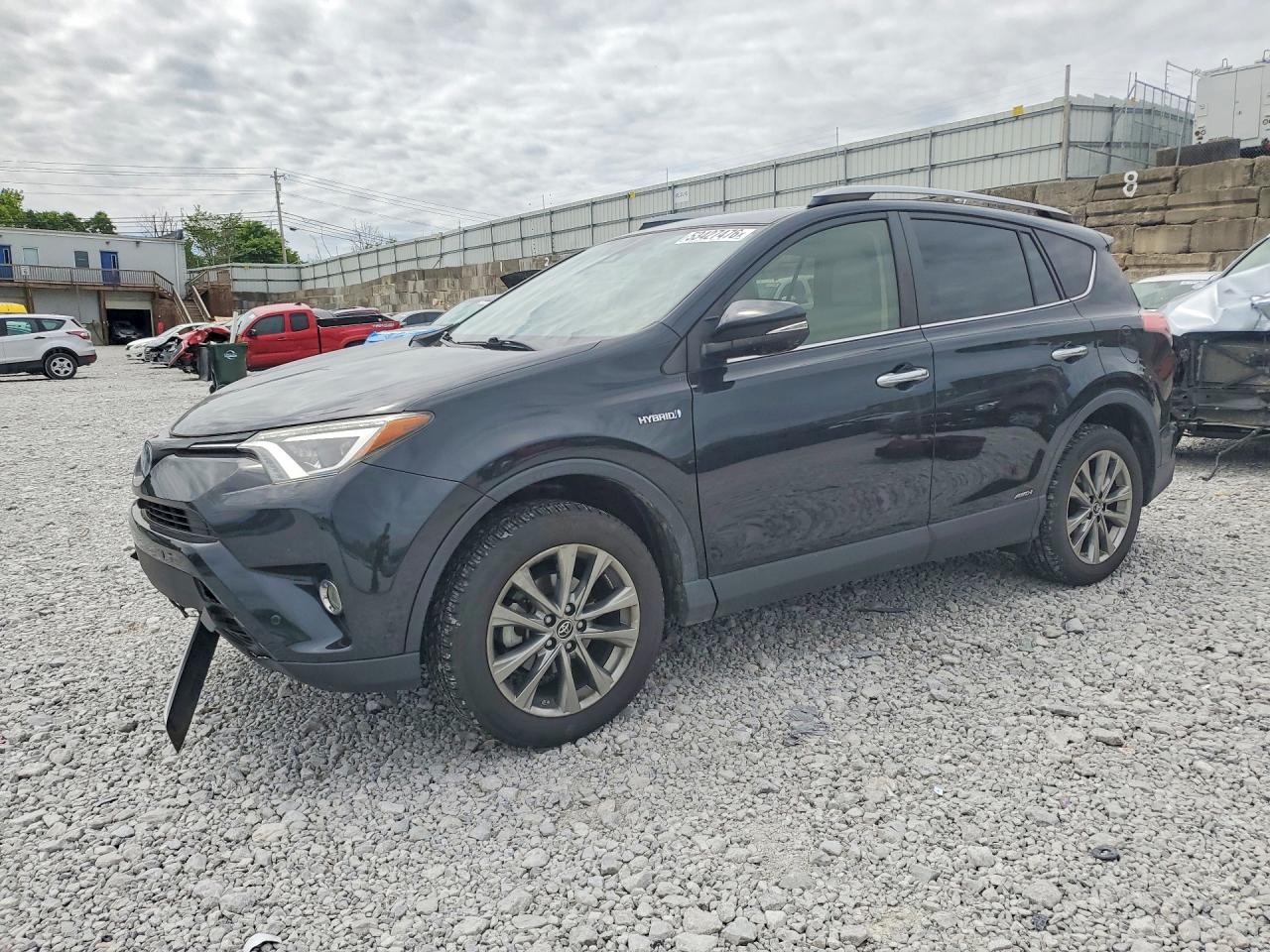 Salvage Toyota RAV4 Image