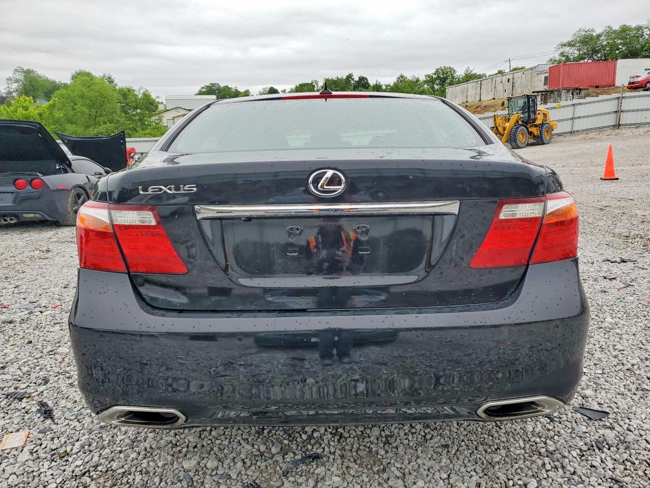 Lexus LS 460