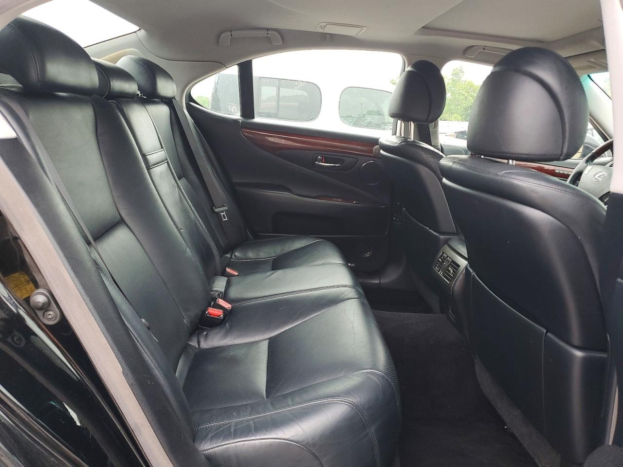 Lexus LS 460