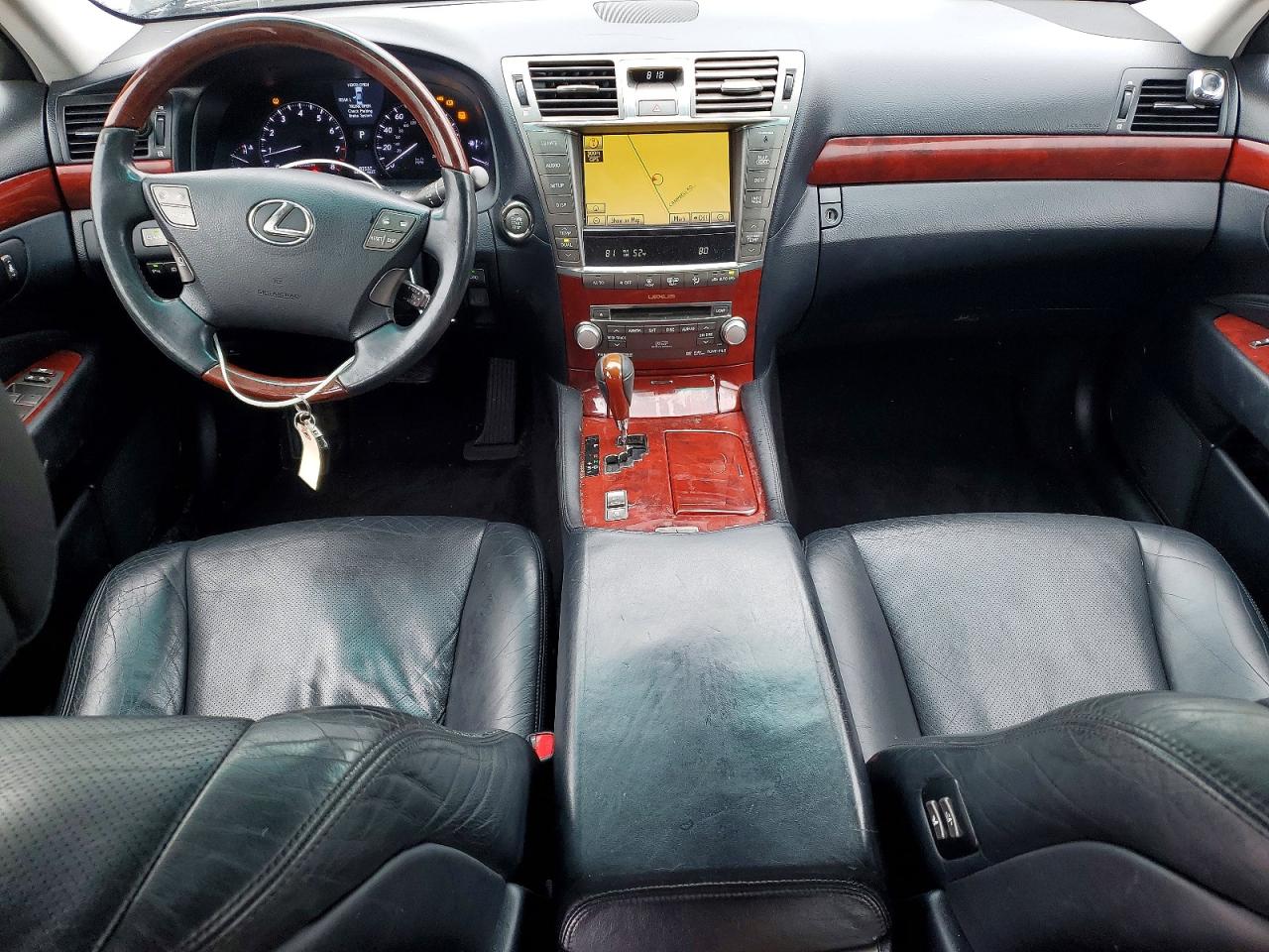 Lexus LS 460