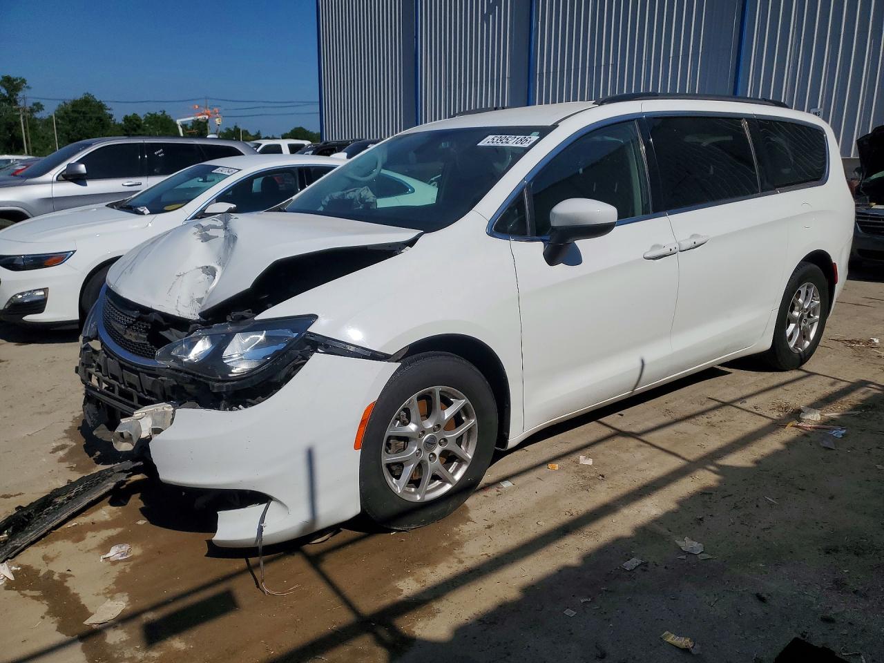 Salvage Chrysler Minivan Image
