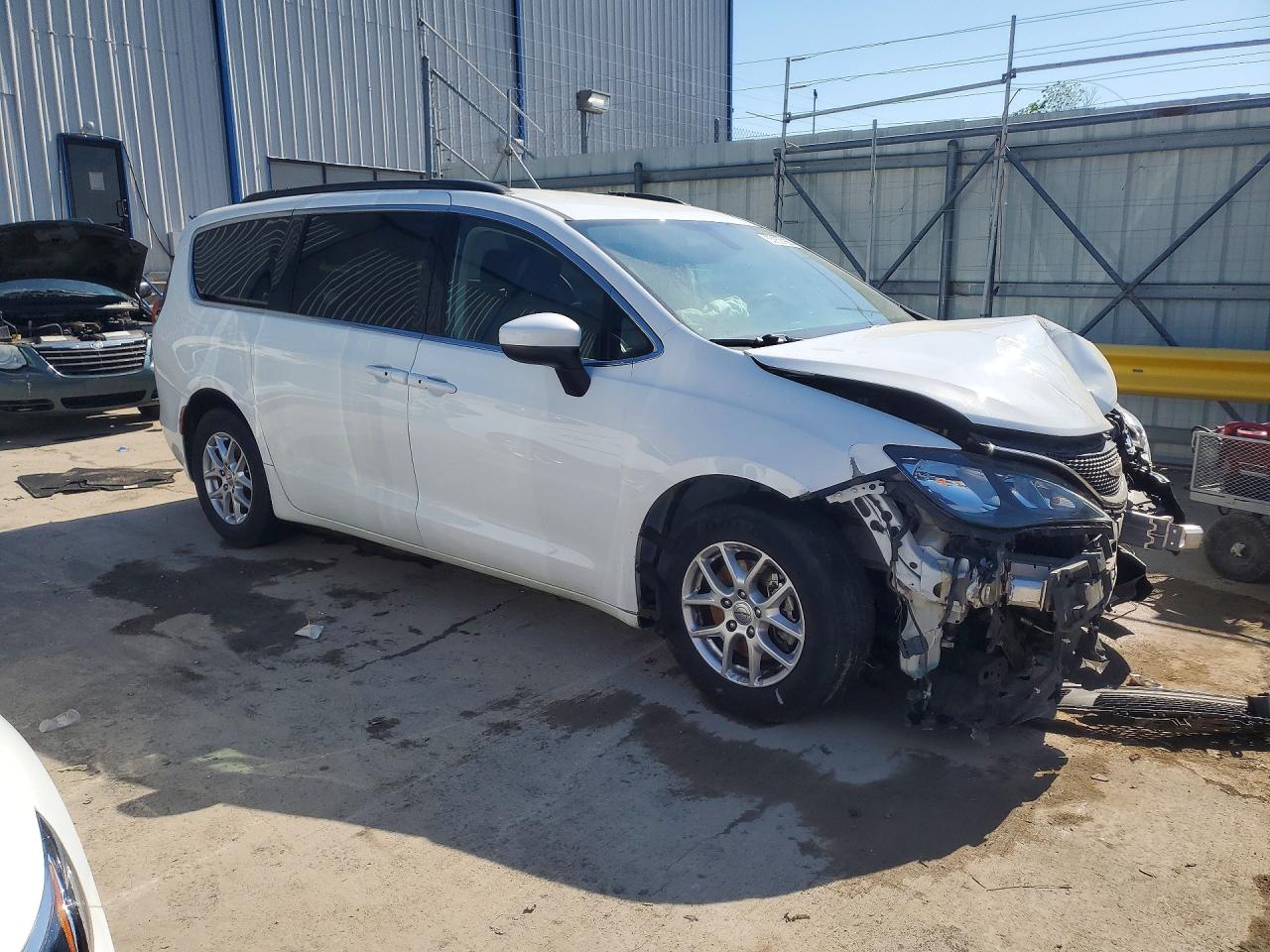 Chrysler Minivan Lxi