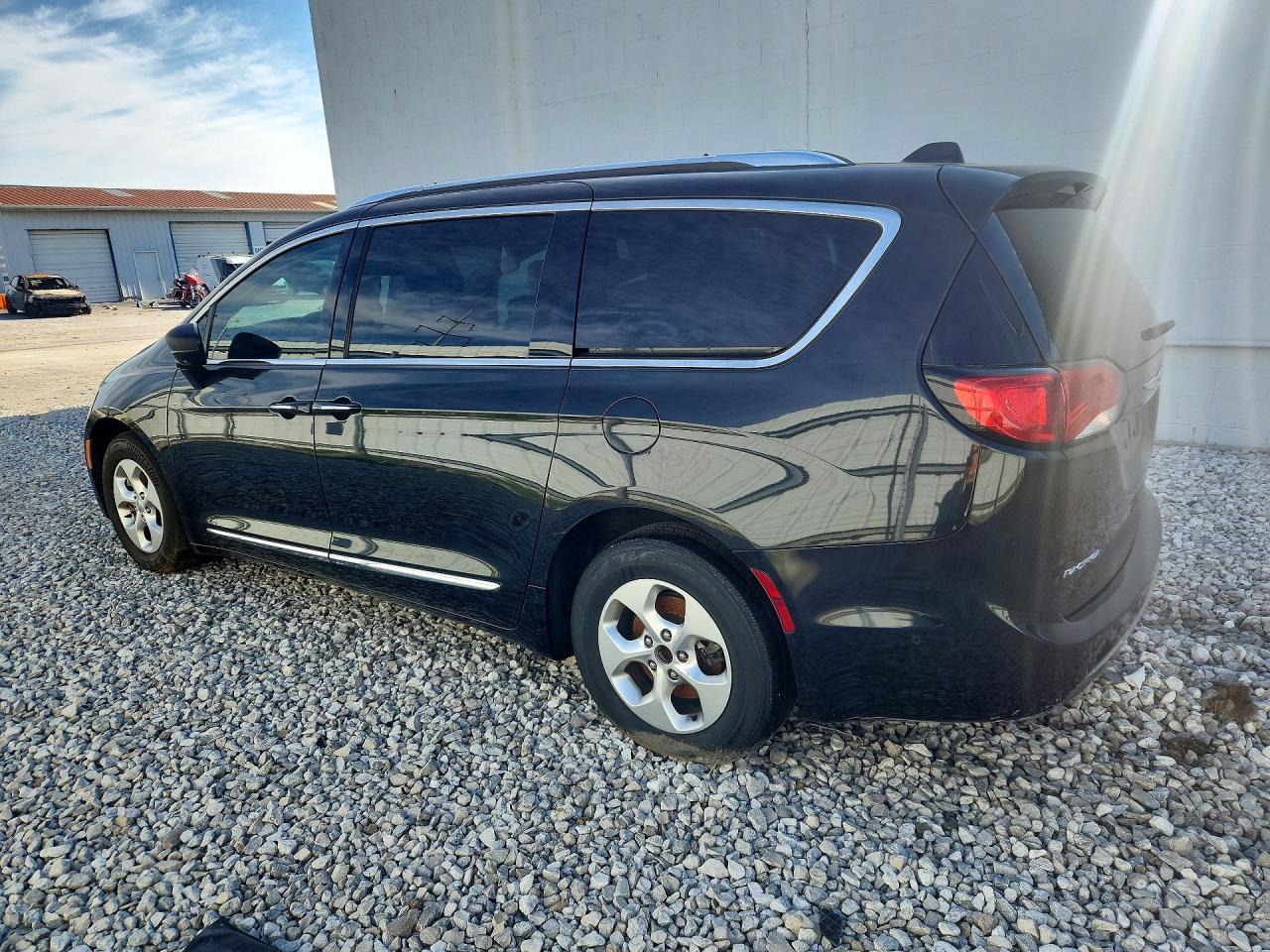 Chrysler Pacifica Touring L Plus