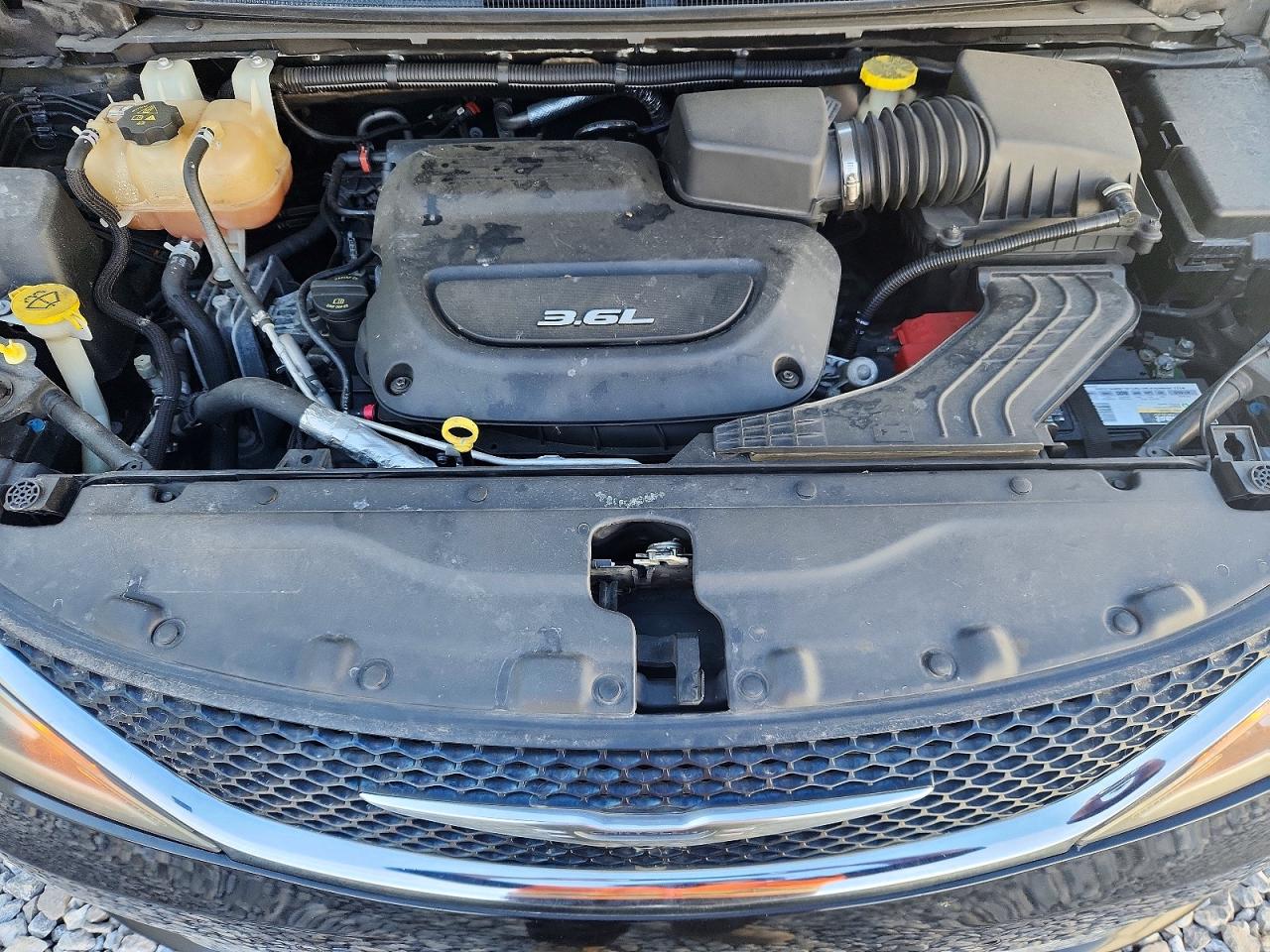 Chrysler Pacifica Touring L Plus