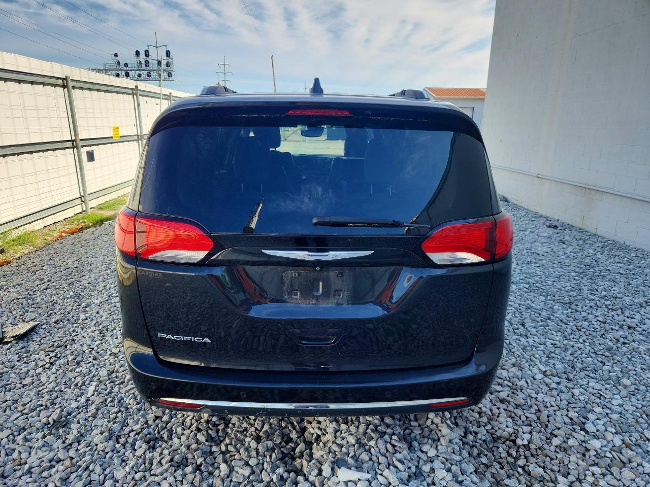 Chrysler Pacifica Touring L Plus
