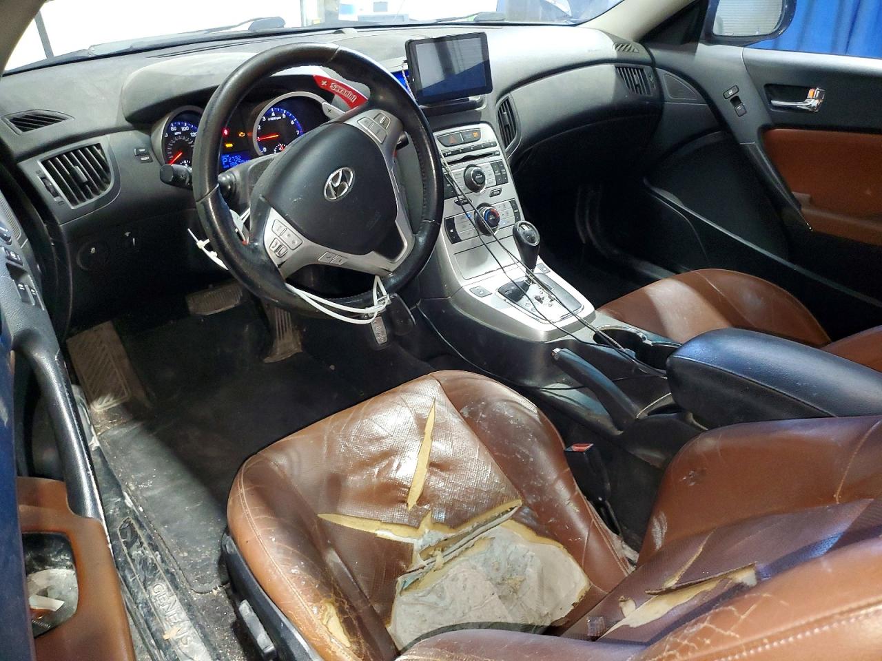 Hyundai Genesis 3.8l