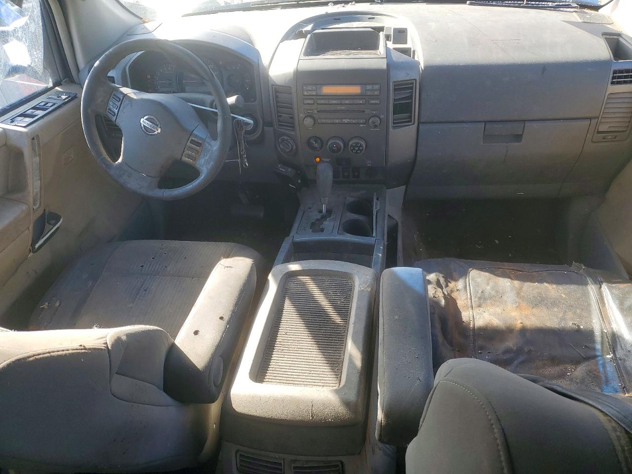 Nissan Titan Xe