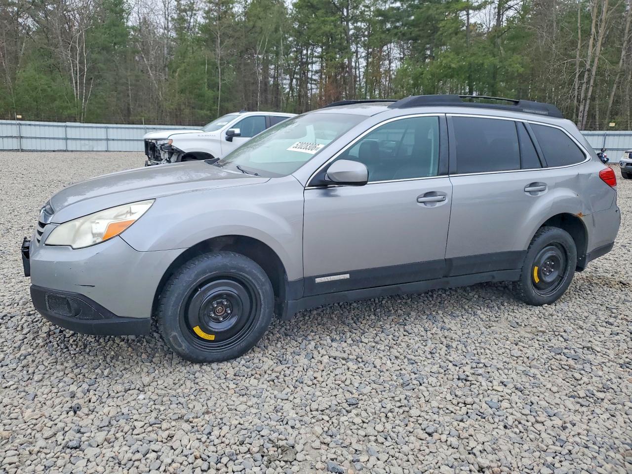 Salvage Subaru Outback Image