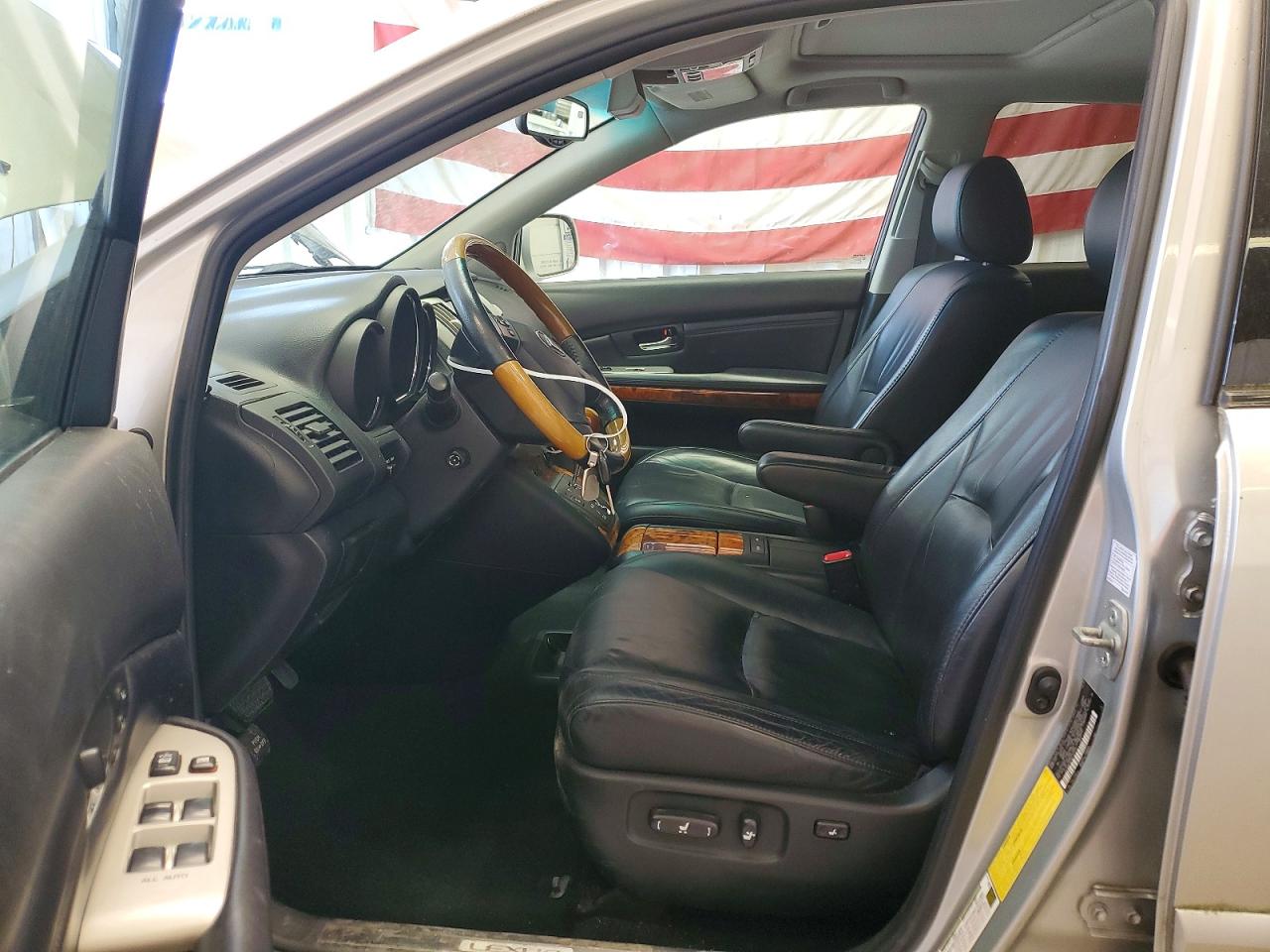 Lexus RX 330