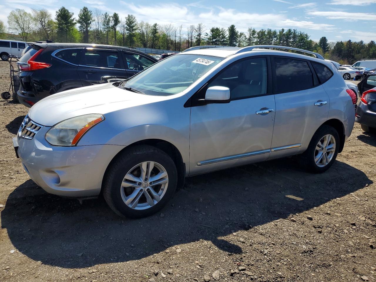 Salvage Nissan Rogue Image