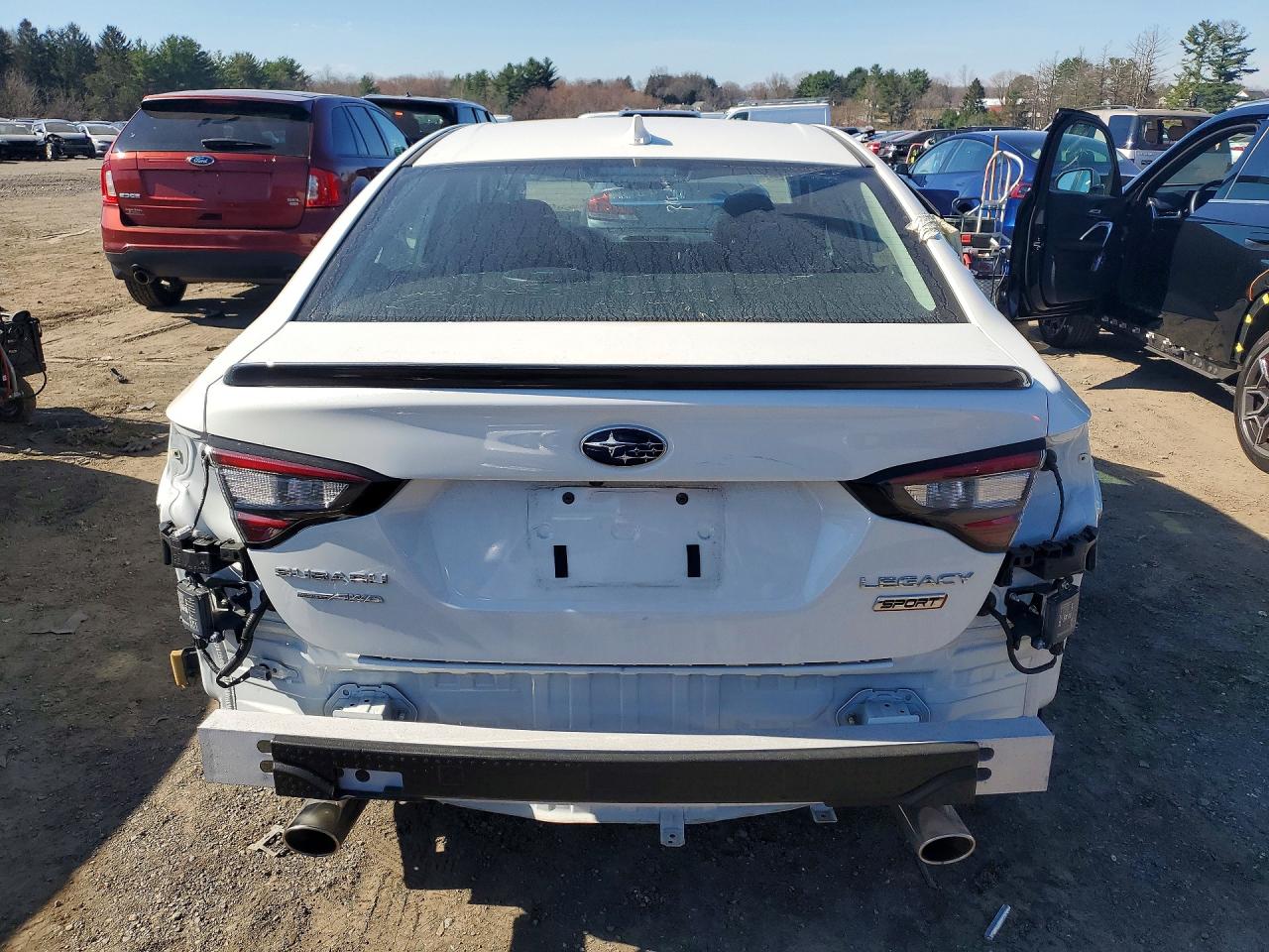 Subaru Legacy Sport