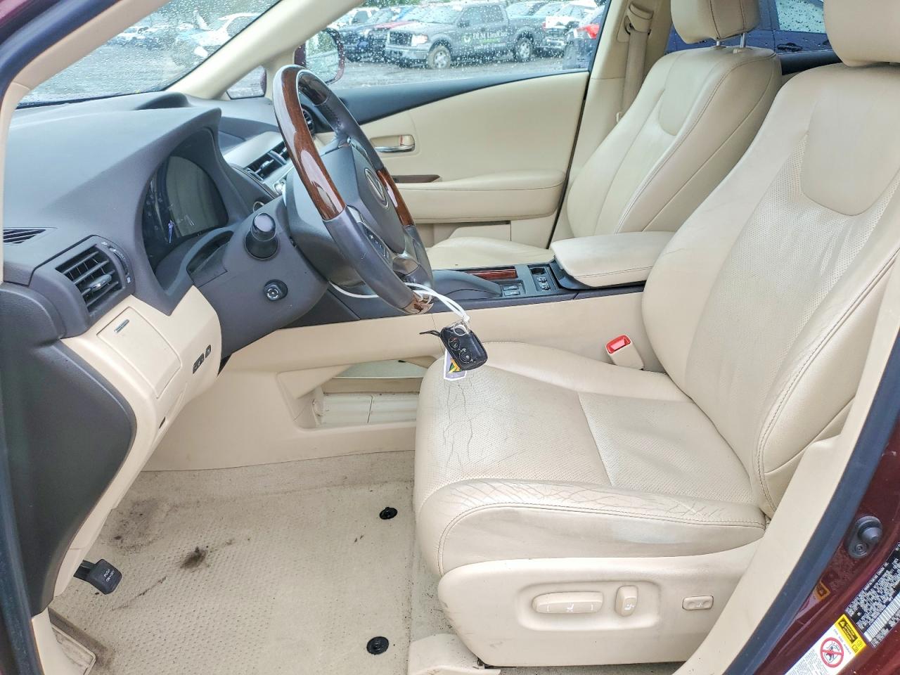 Lexus RX Base