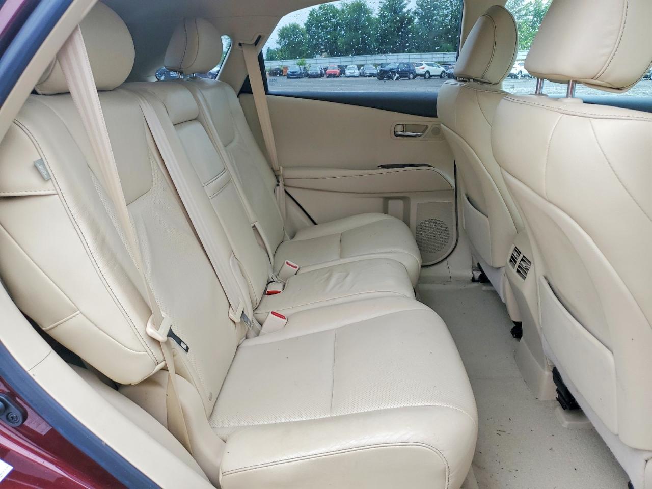Lexus RX Base