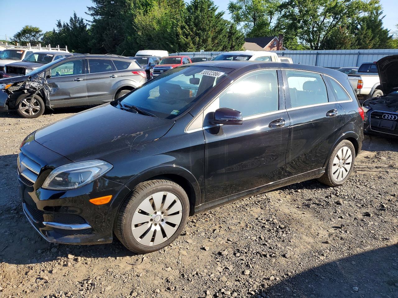 Salvage Mercedes-Benz B-Class Image
