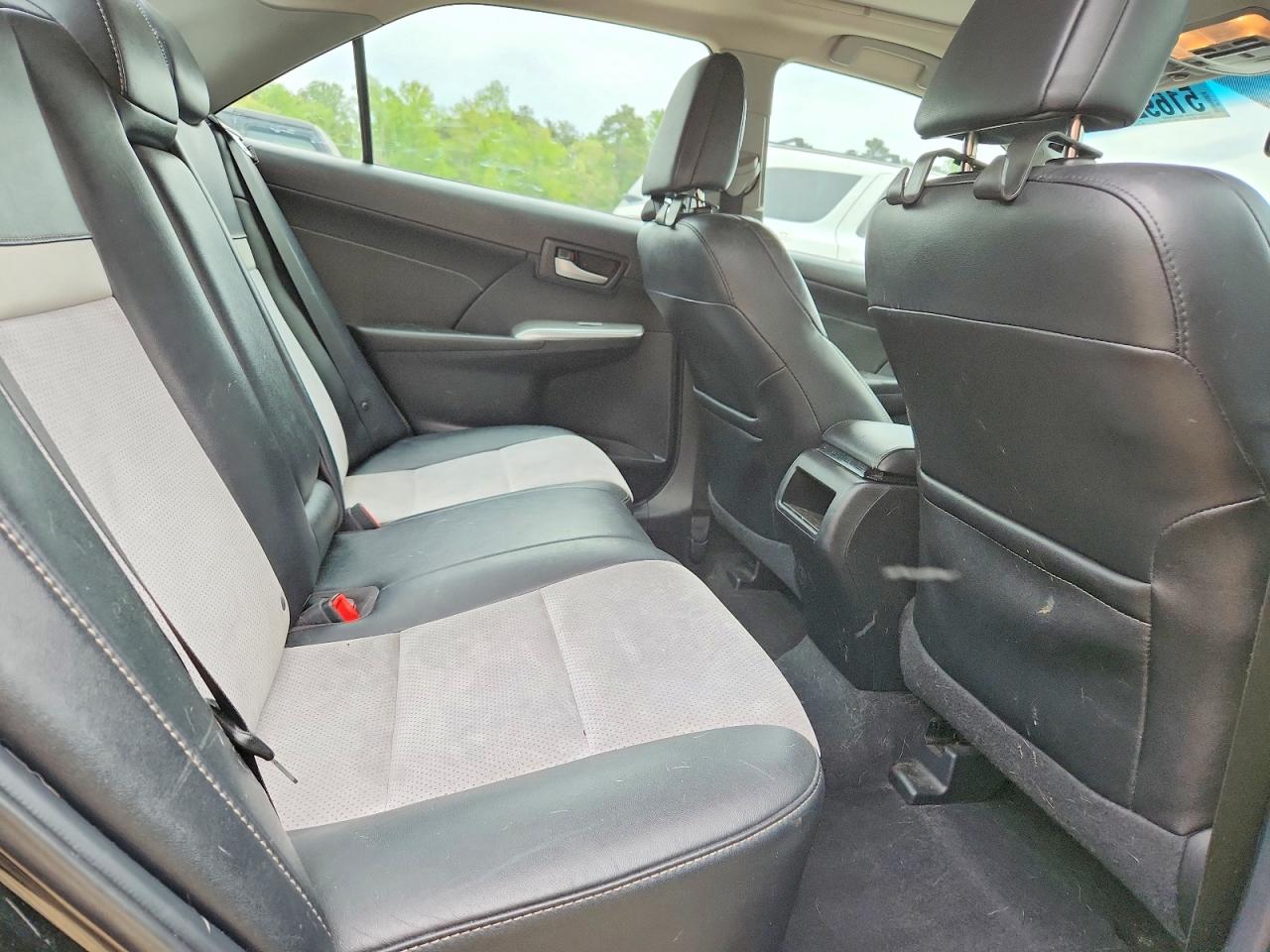 Toyota Camry Se
