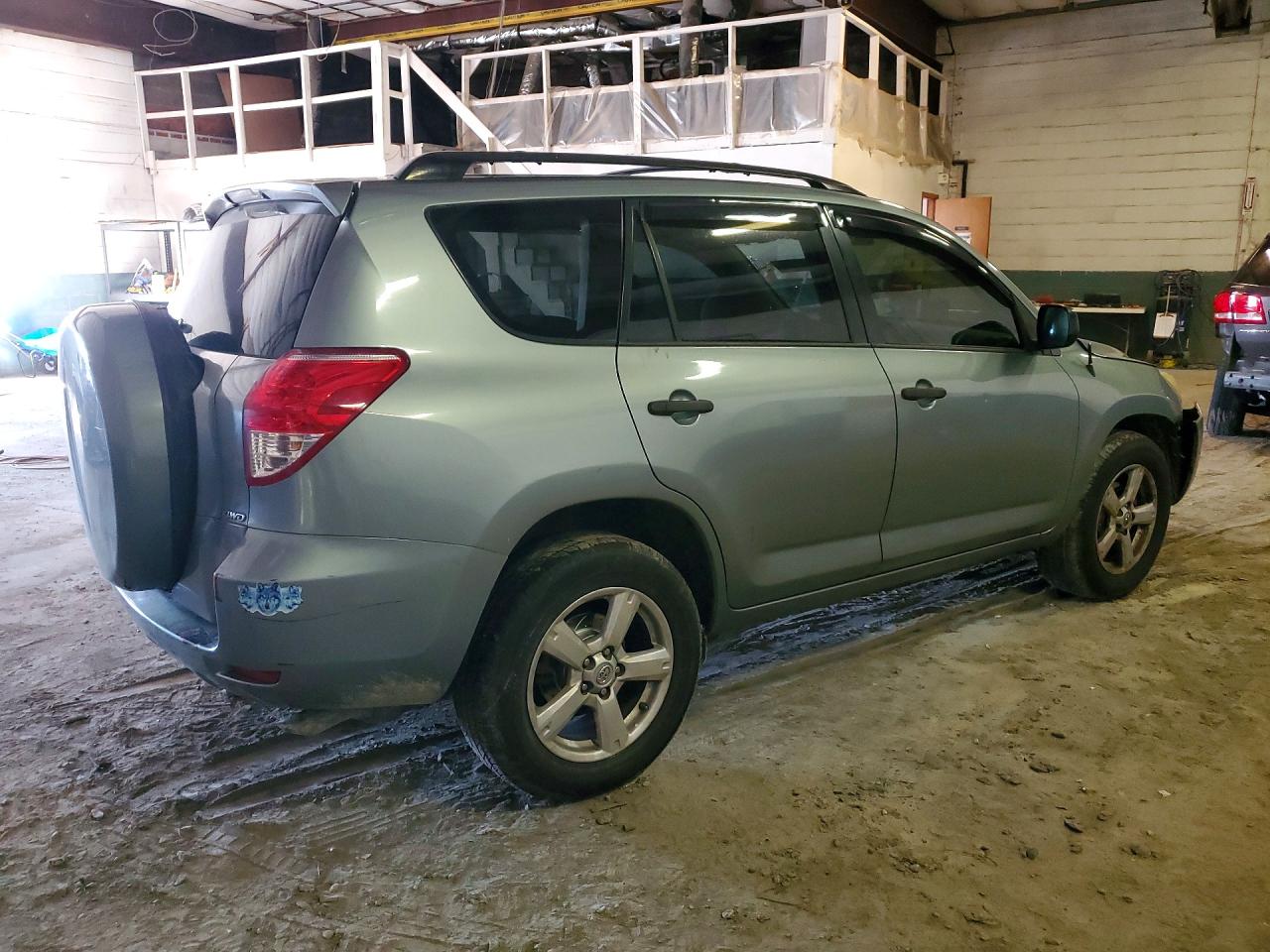 Toyota RAV4 Base