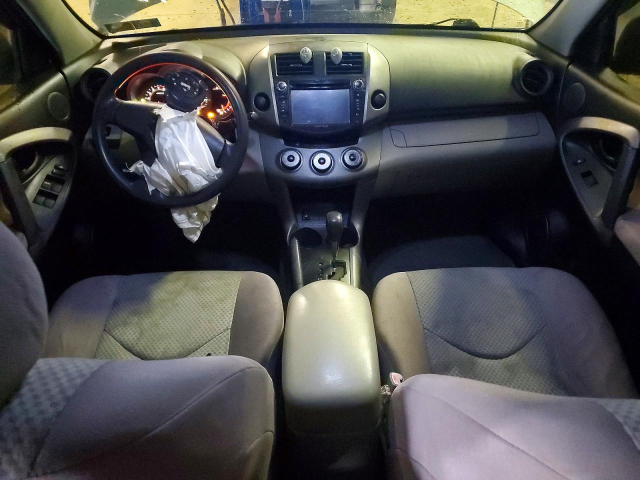Toyota RAV4 Base