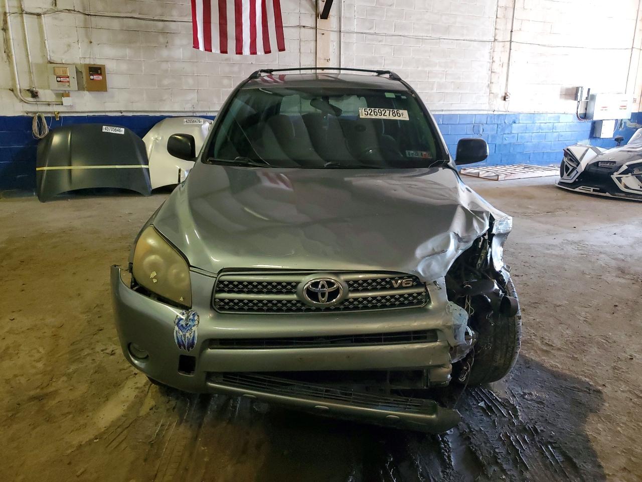 Toyota RAV4 Base