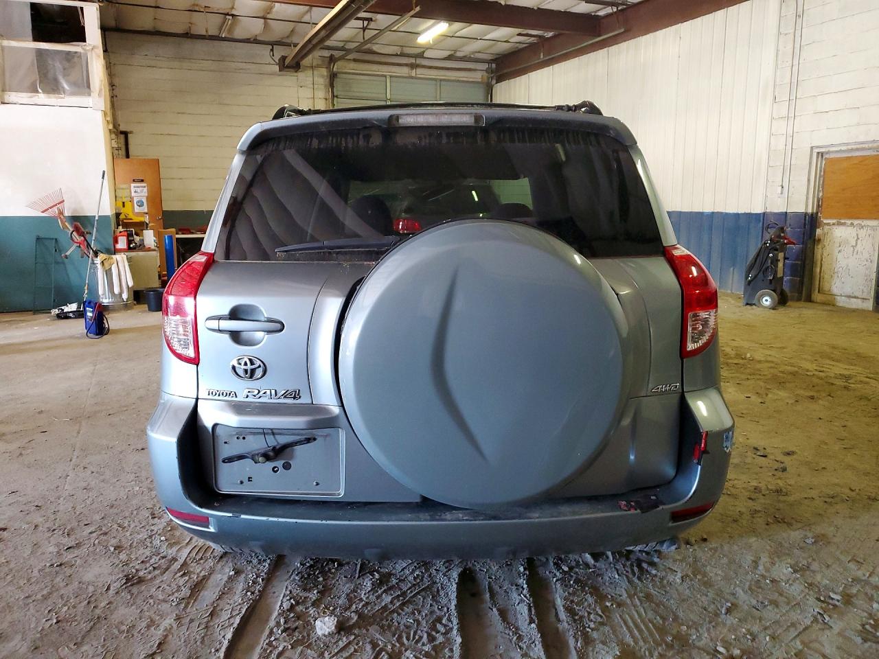 Toyota RAV4 Base