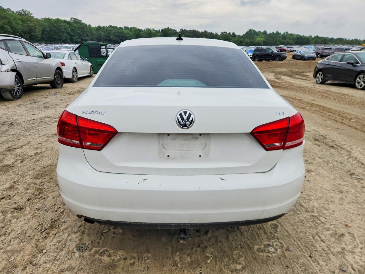 Volkswagen Passat S