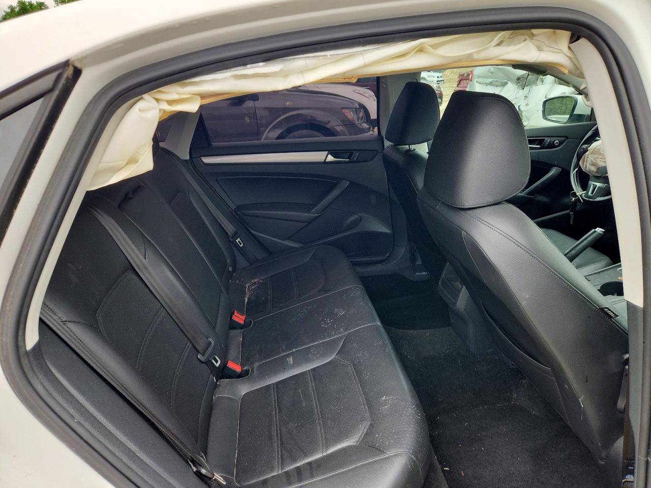 Volkswagen Passat S
