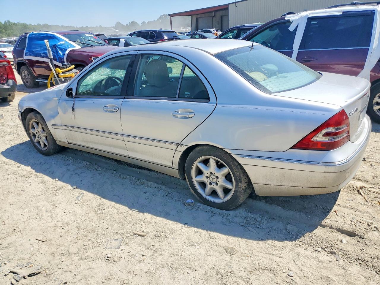 Mercedes-Benz C-Class 240