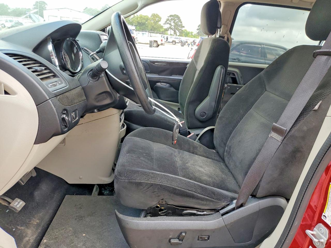 Dodge Caravan Sxt