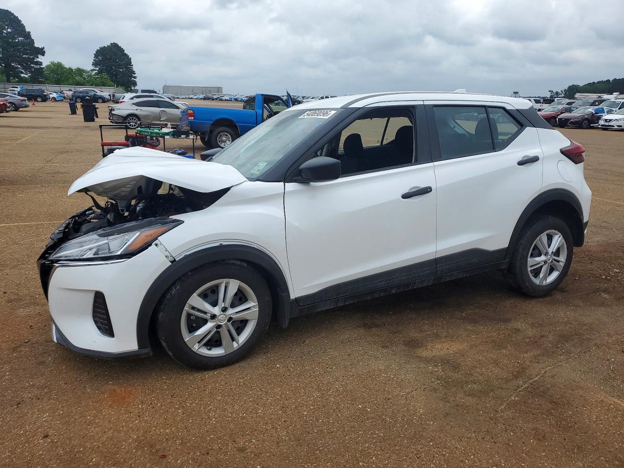 2025 Nissan Kicks Play
