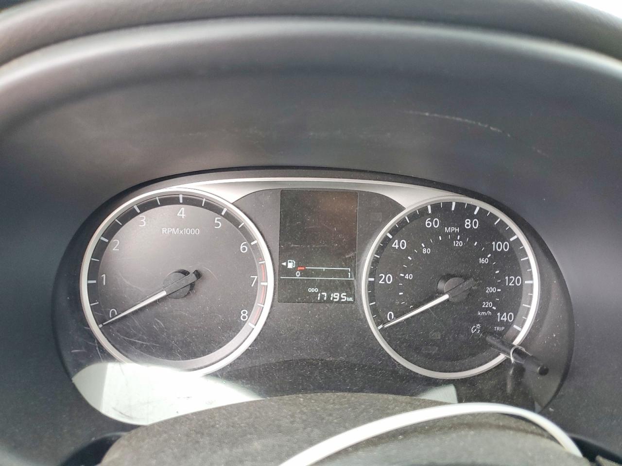 Nissan Kicks Play S