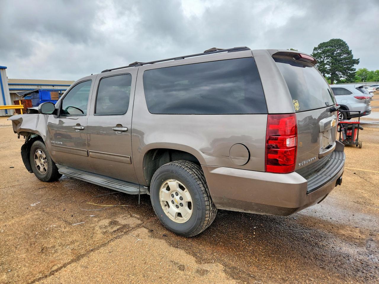 Chevrolet Suburban C1500 Ls