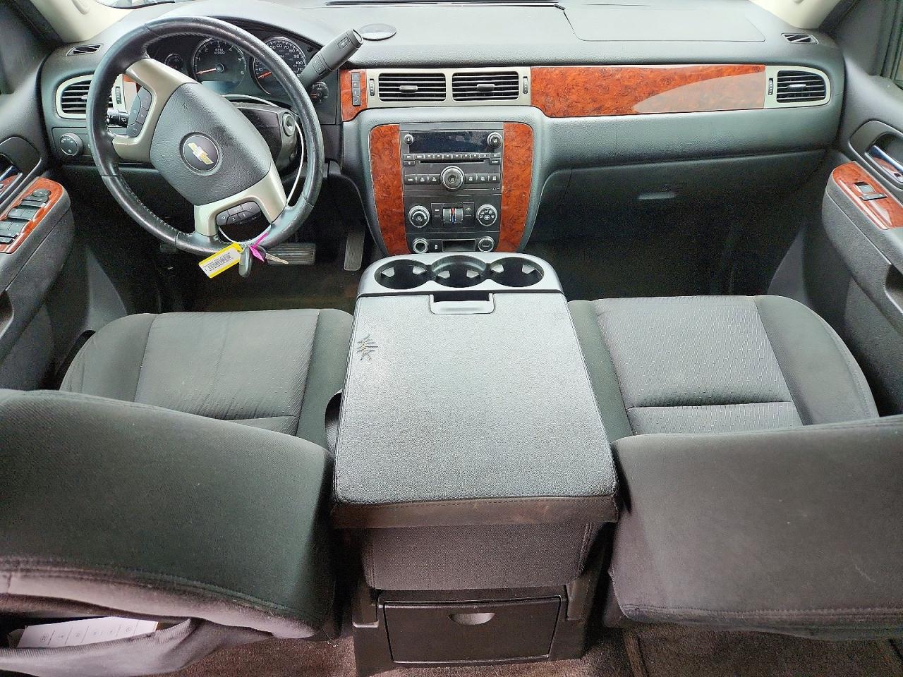 Chevrolet Suburban C1500 Ls