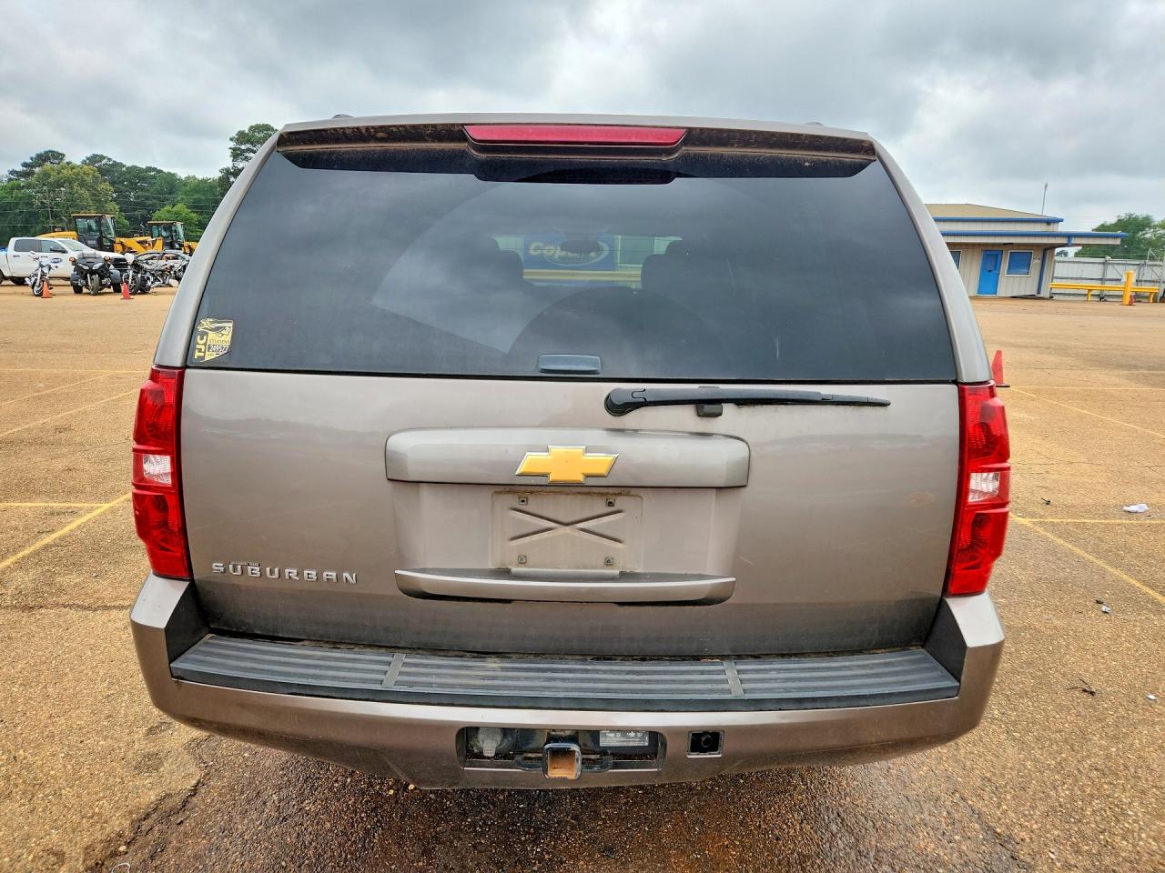 Chevrolet Suburban C1500 Ls