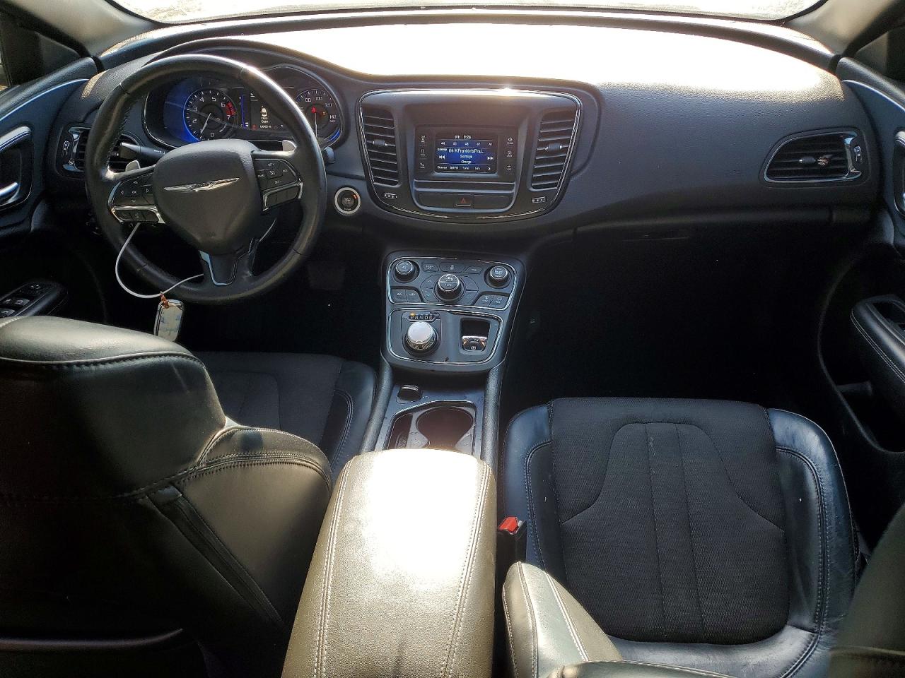 Chrysler 200 S