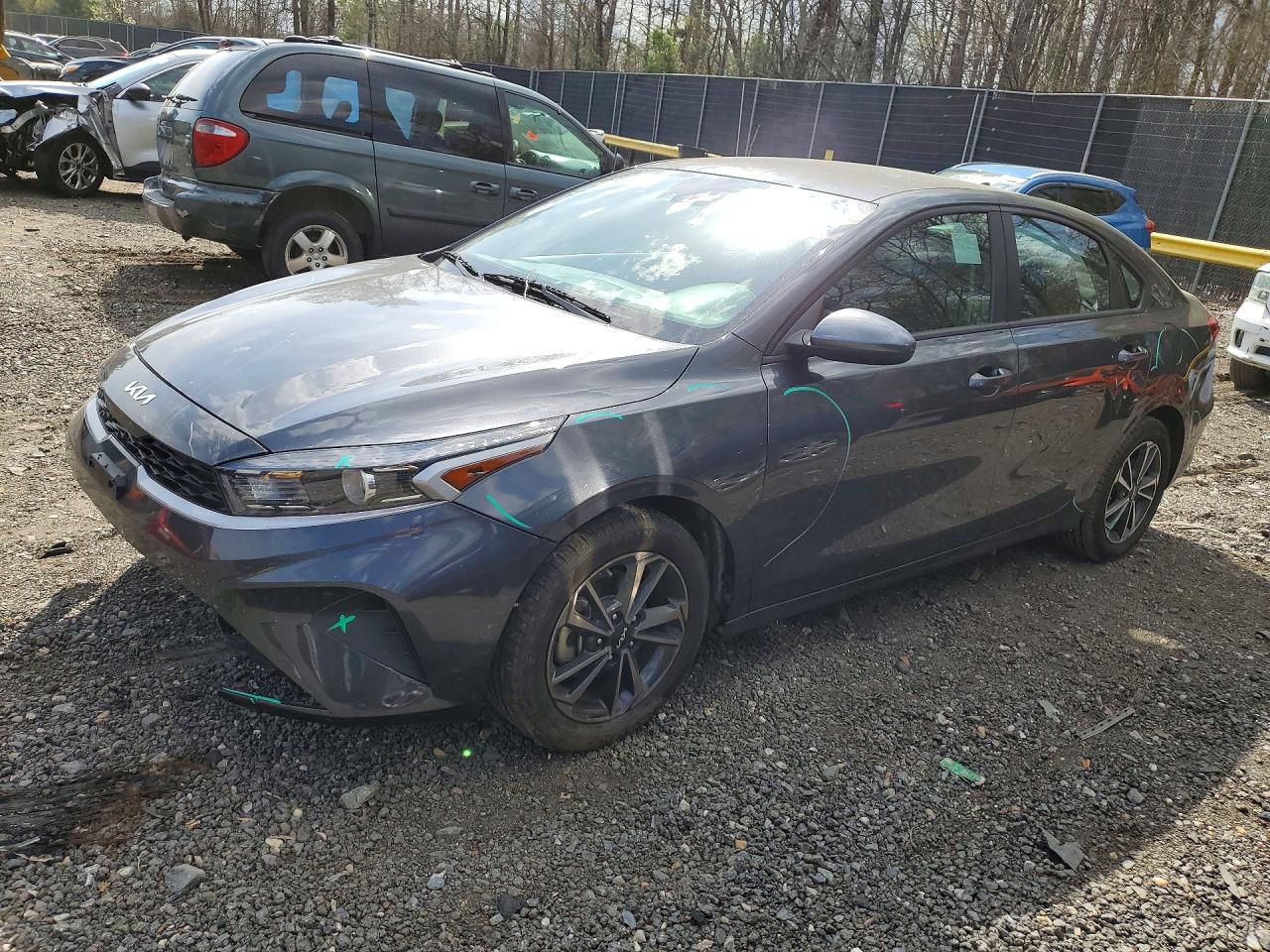 Salvage Kia Forte Image