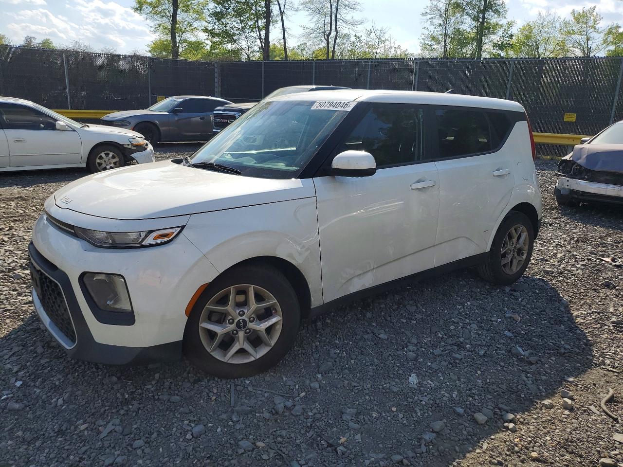 Salvage Kia Soul Image