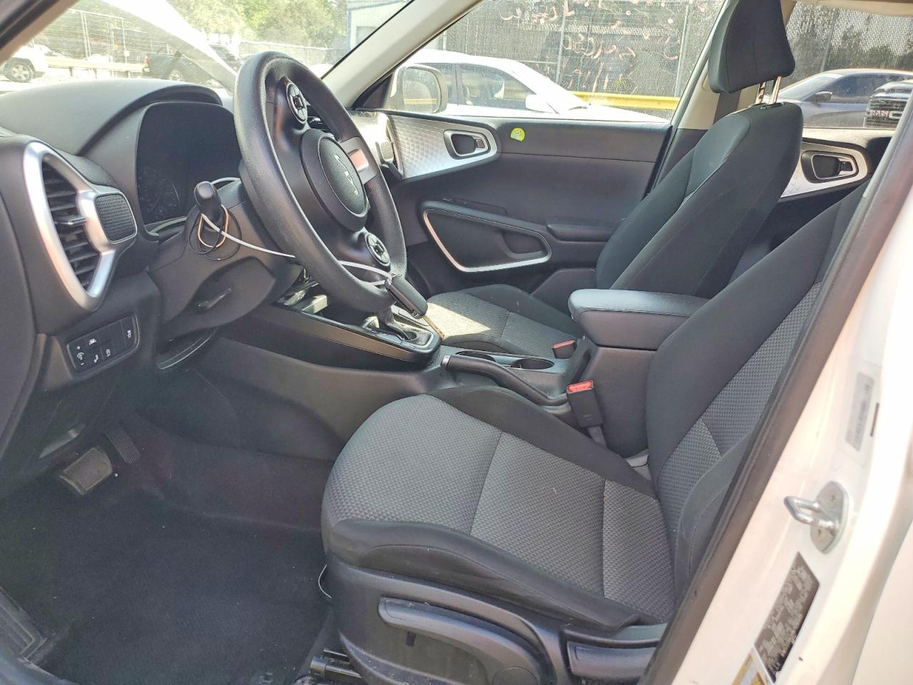 Kia Soul Lx