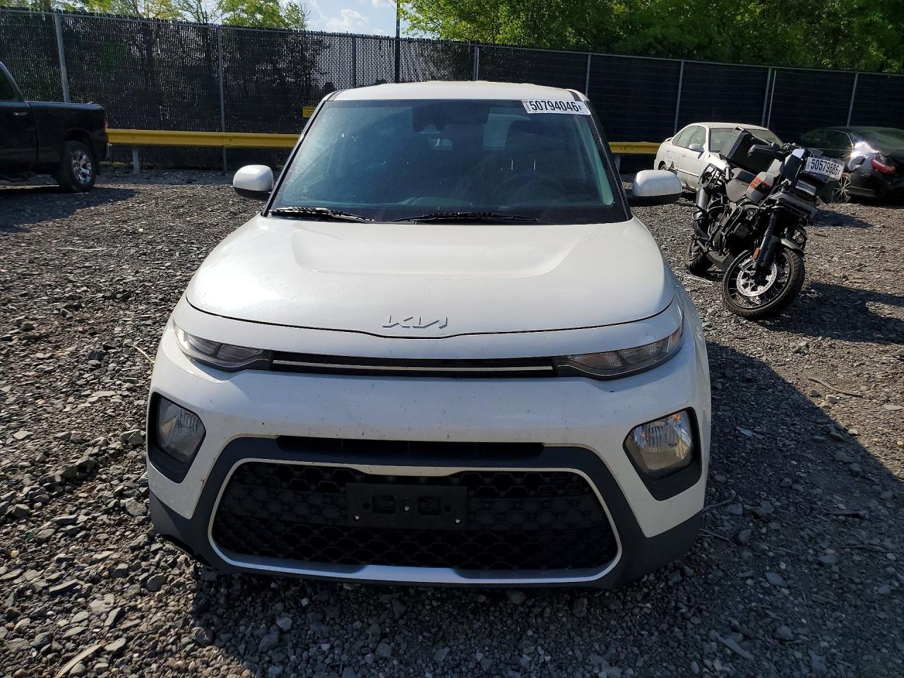 Kia Soul Lx