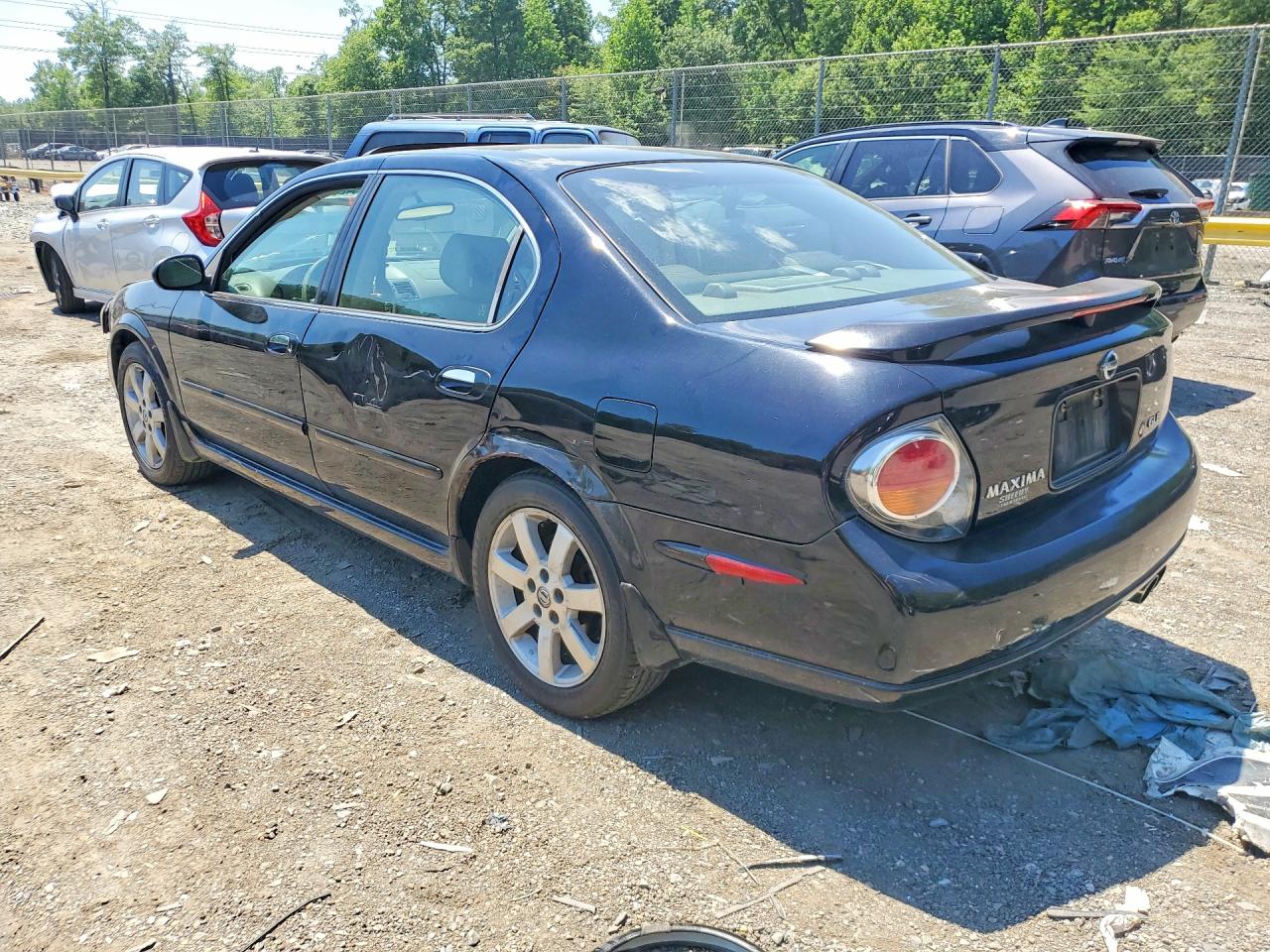 Nissan Maxima Gxe