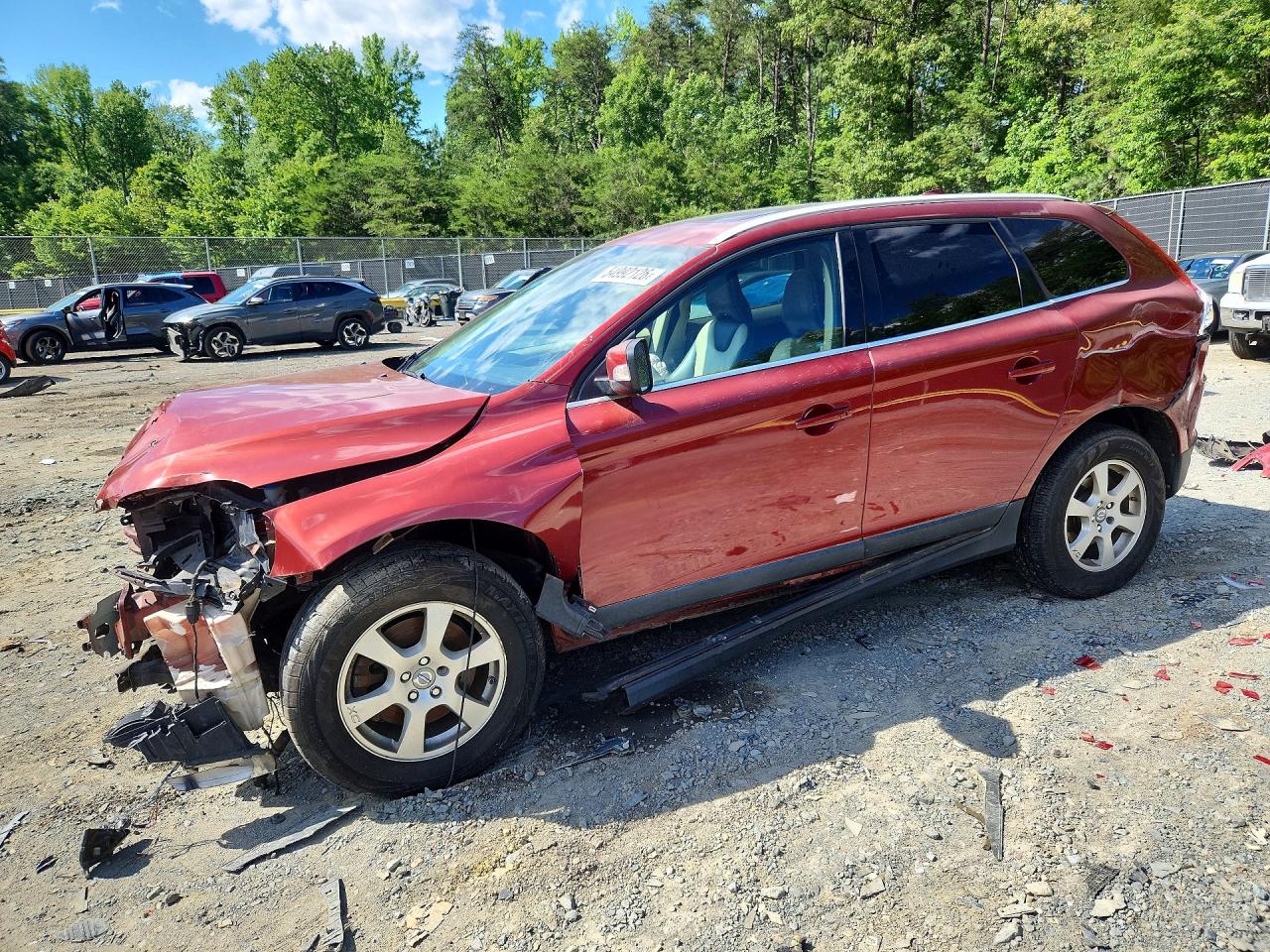 Salvage Volvo XC60 Image