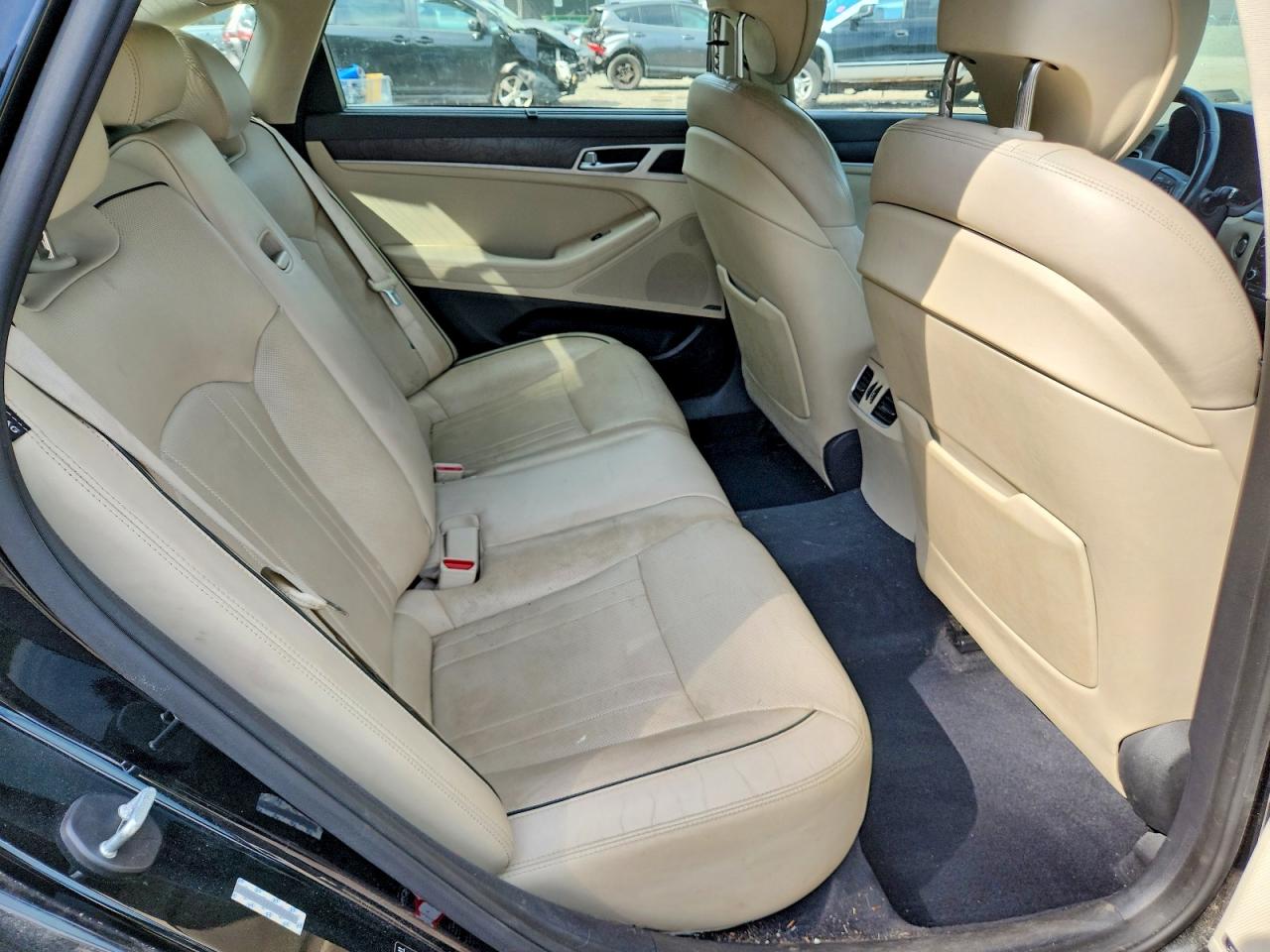 Hyundai Genesis 3.8l