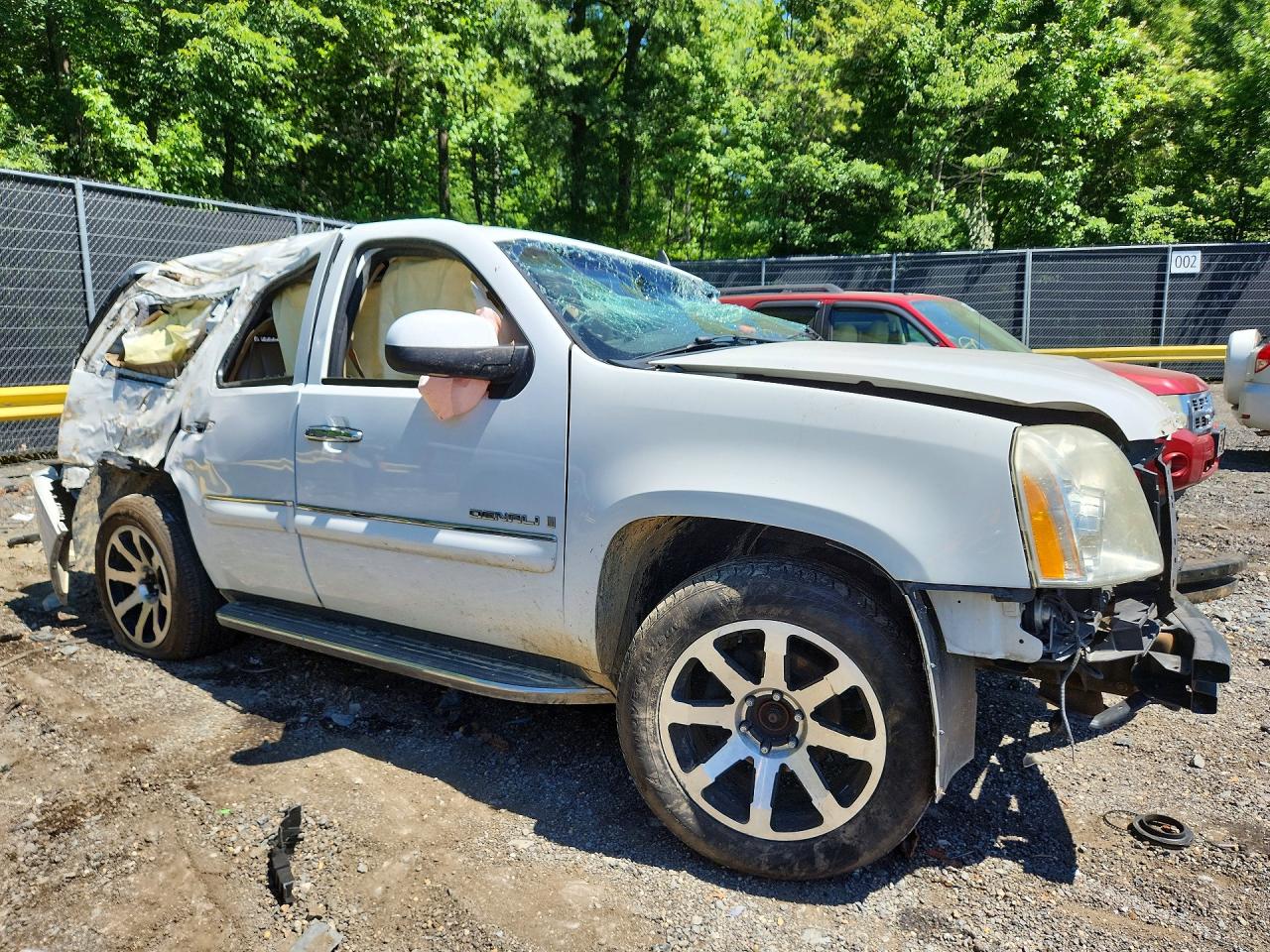GMC Yukon Denali