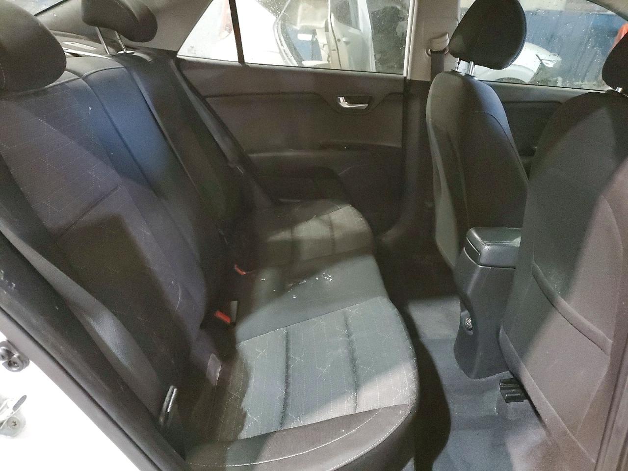 Kia Rio S